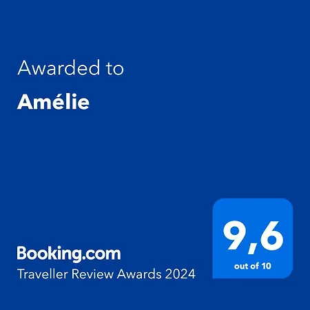 Amelie *